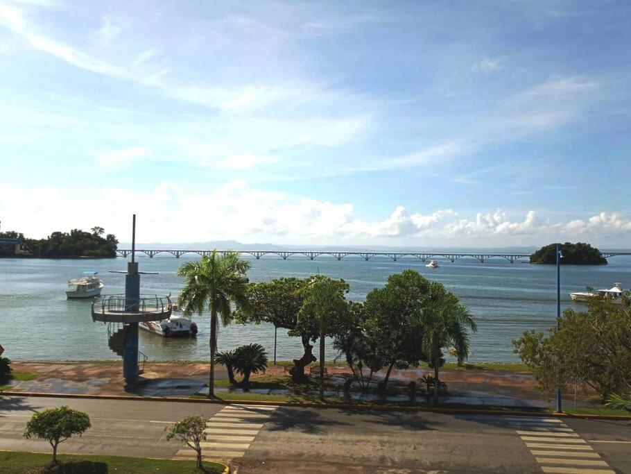 Indy'S Best Bay Frontview In Samana. 외부 사진